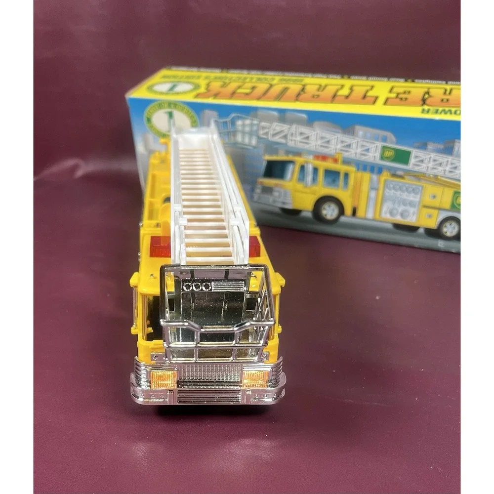 BP Aerial Tower Fire Truck - 1996 Collector's Edition‎ - In Box Works